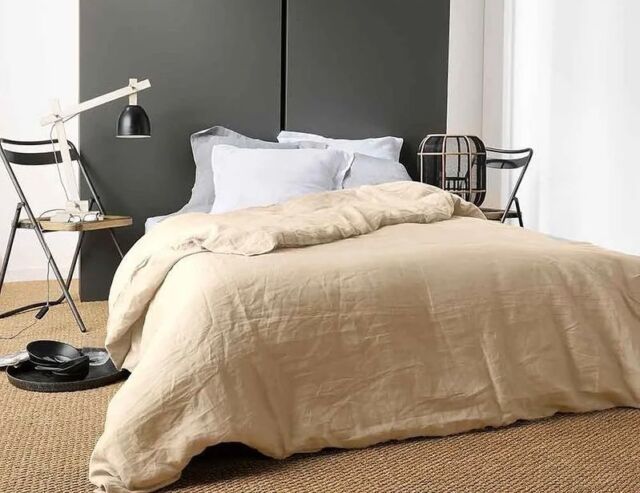 Did you say black friday? Succombez à la parure d’exception en lin lavé signée Linder 
🤍100% pur lin lavé : Notre lin a été adoucit pour une sensation de confort et une douceur ultime 
🤍Tissé chez nous en France 🇫🇷 
🤍thermorégulateur (idéal été comme hiver)
🤍 Hypoallergénique : Le meilleur choix pour vos nuits
🤍Nos draps sont garantis sans substances nocives pour la santé et l’environnement et certifiés OEKO-TEX®
🤍 4 couleurs disponibles 
🤍 A retrouver sur notre e-shop à prix doux 

#blackfriday #blackweek #paruredelit #lin #linlave #lingedelit #lingedemaison #linen #deco #home #decoration #homedecoration #inspideco #homesweethome #friday #cocooning #fabricationfrancaise